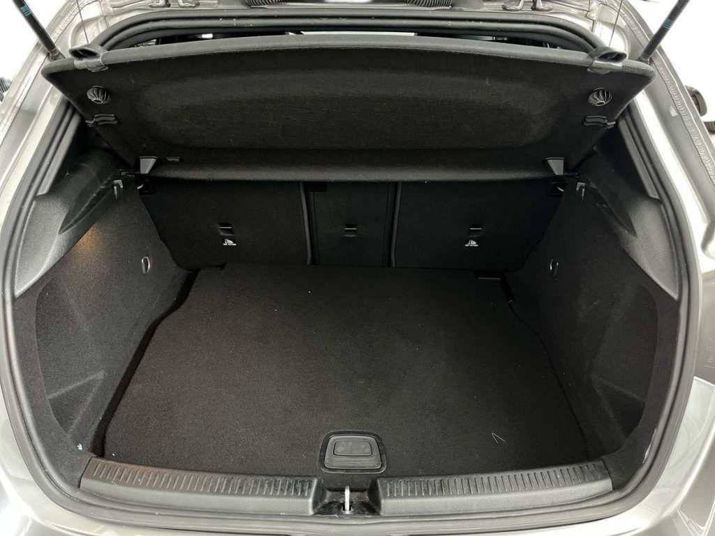 A 180 Premium auto - Certified