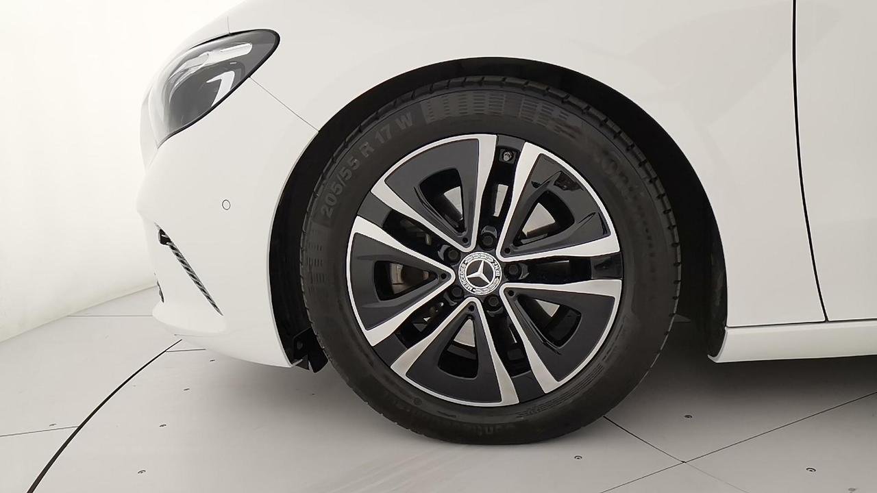 B 180 d Progressive Advanced Plus auto - Certified