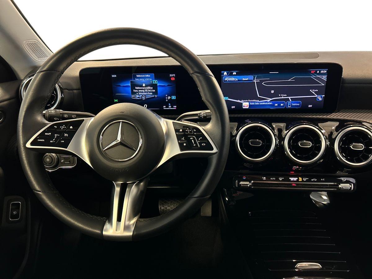 CLA Shooting Brake 180 d Advanced auto - Certified