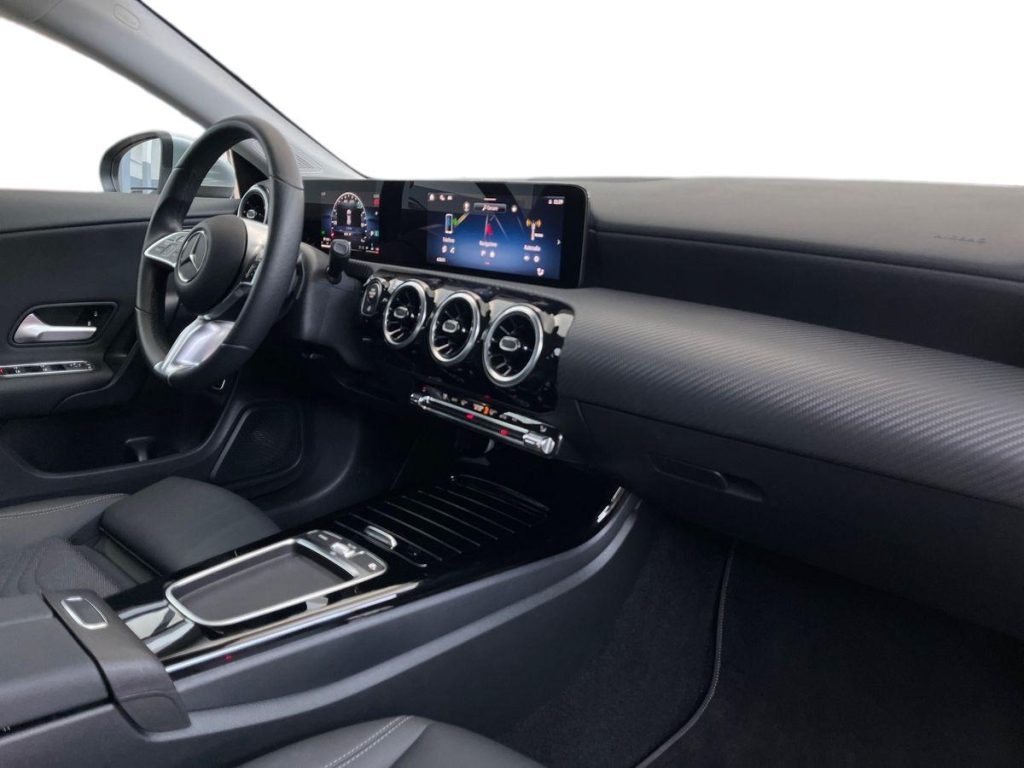 CLA Shooting Brake 180 d Advanced auto - Certified