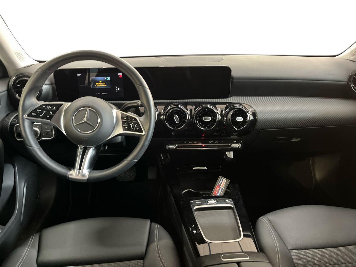 A 180 d Advanced auto - Certified