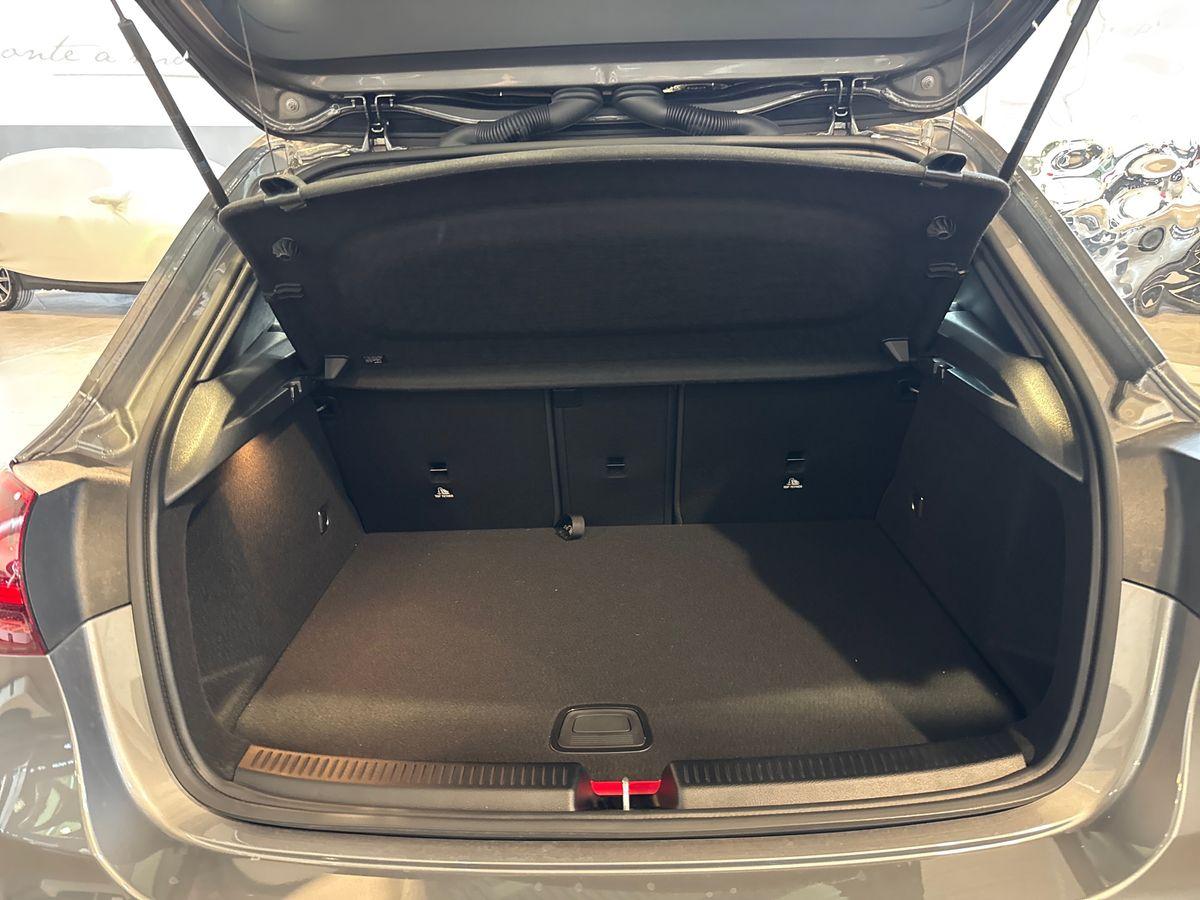A 250 e phev Progressive Advanced auto - Certified