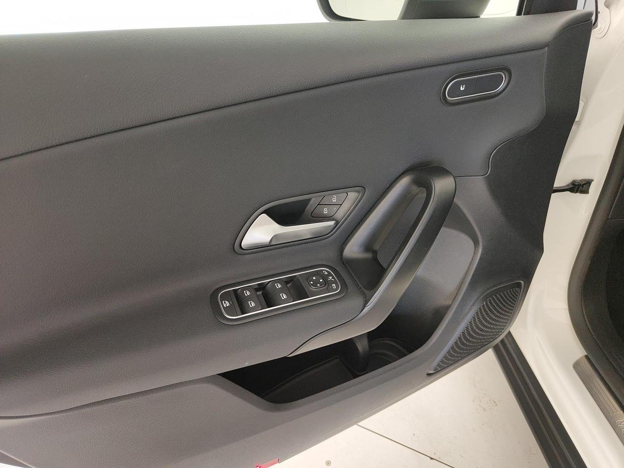 A 180 d Advanced auto - Certified