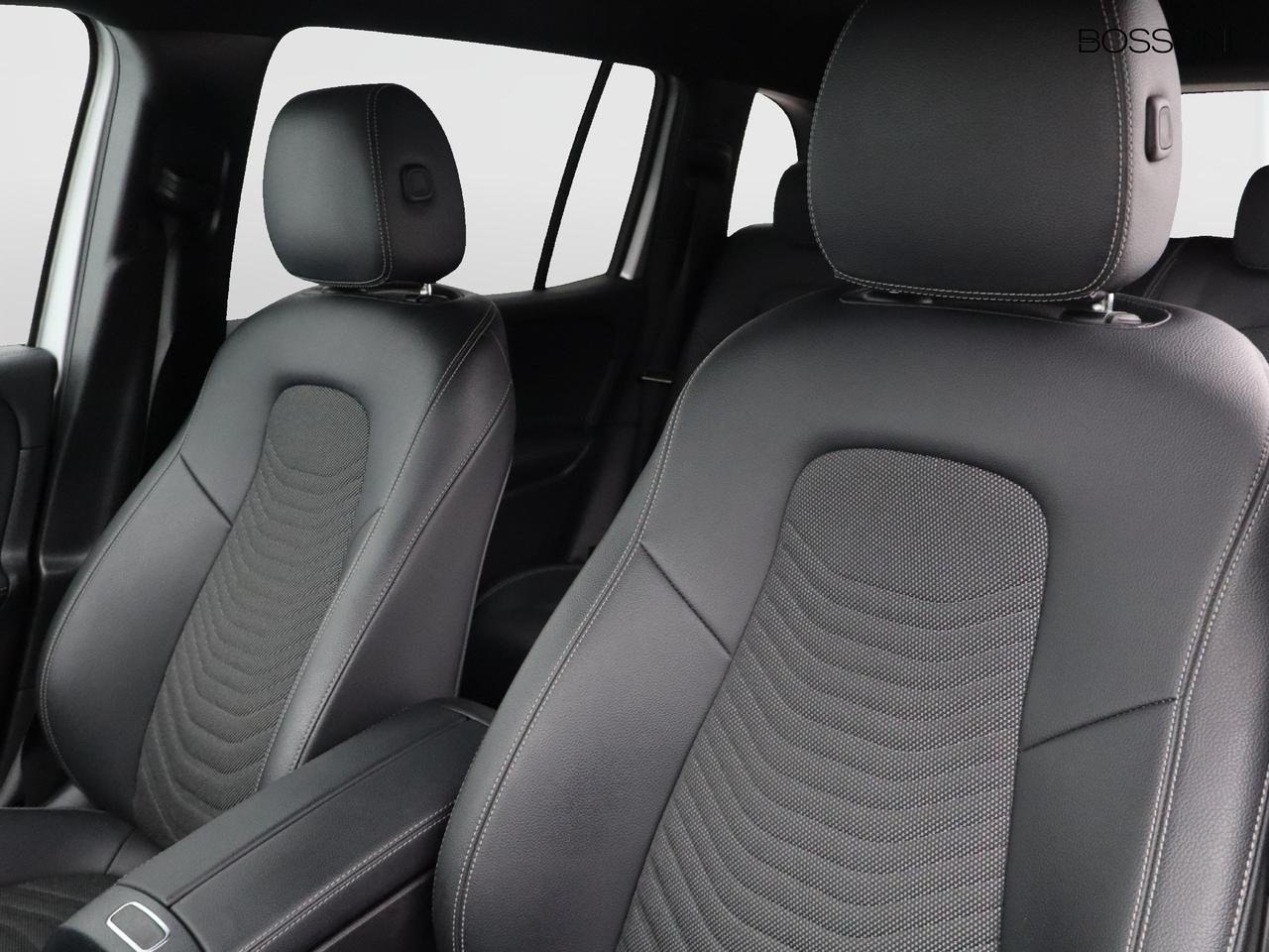 EQB 300 Sport Edition1 4matic - Certified
