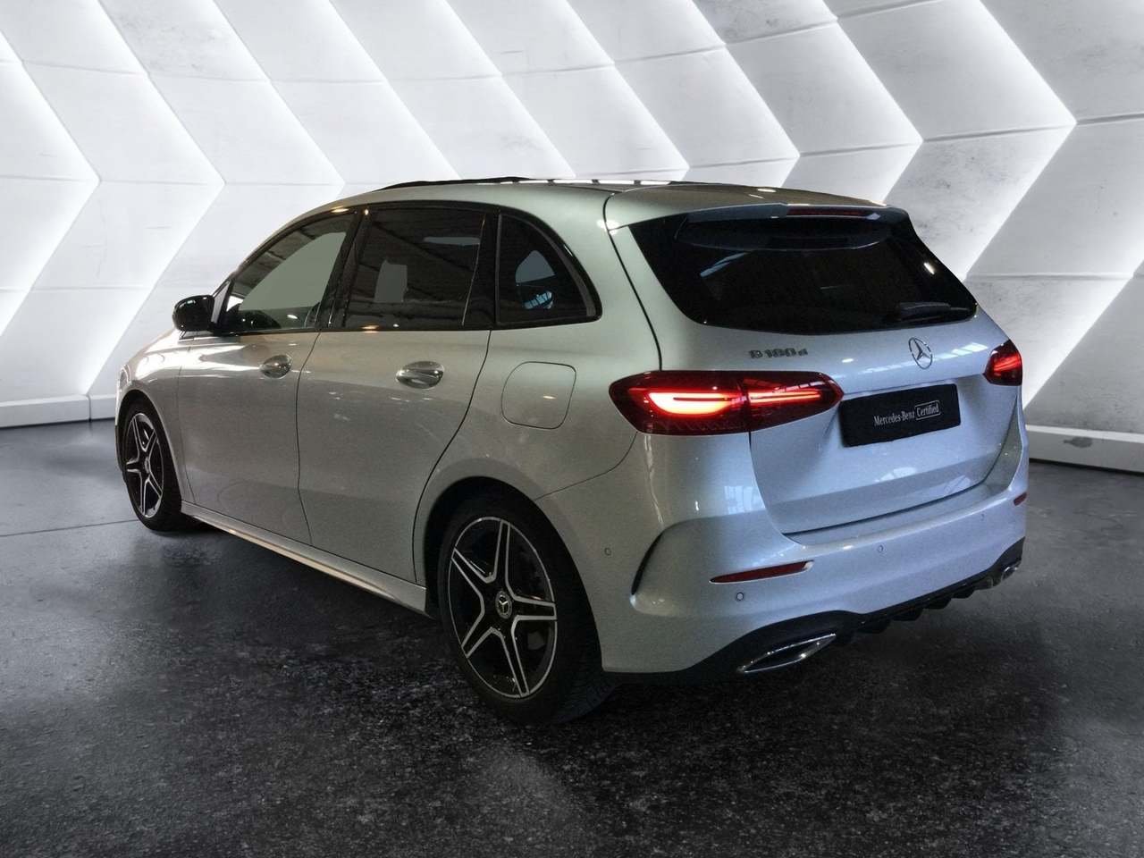 B 180 d AMG Line Advanced Plus auto - Certified