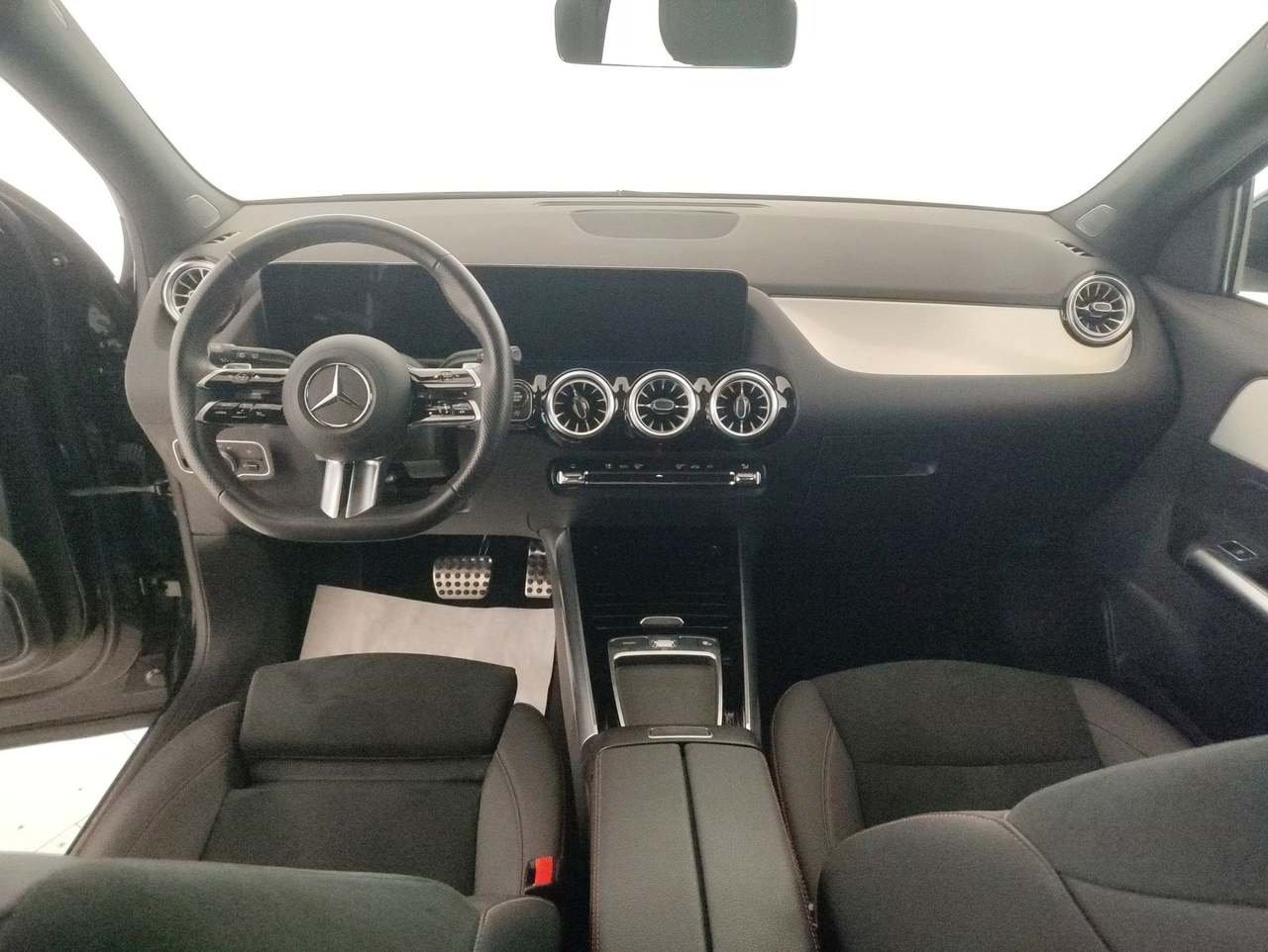 GLA 180 AMG Line Advanced Plus auto - Certified