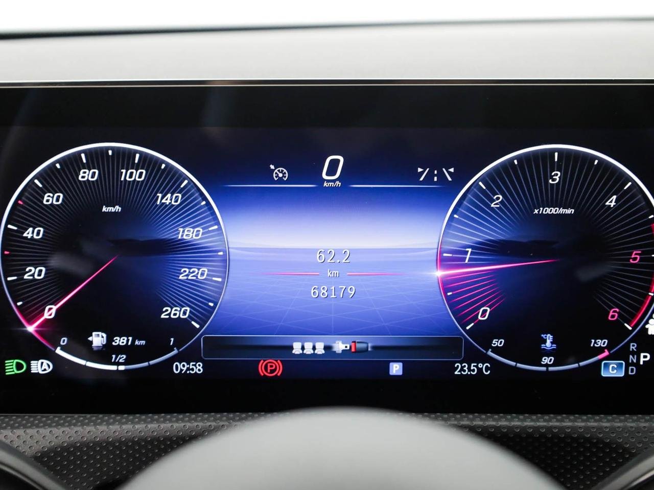 CLA Shooting Brake 200 d AMG Line Advanced Plus au - Certified