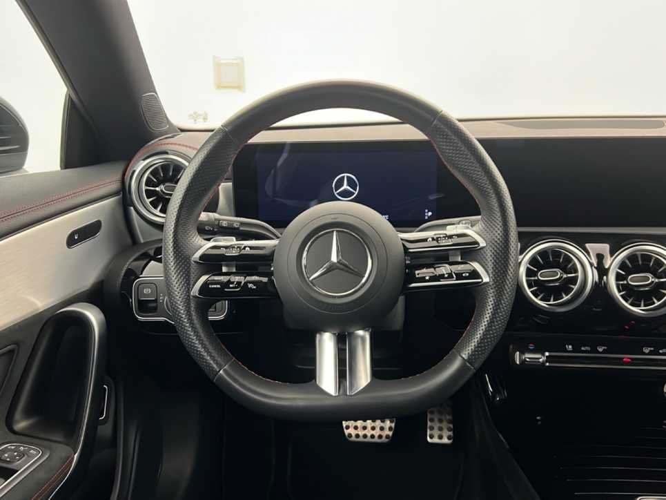 CLA Shooting Brake 200 d AMG Line Advanced Plus au - Certified