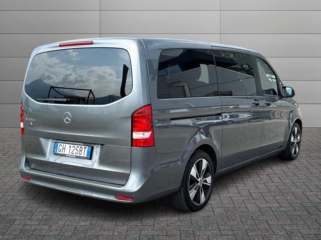 V Long 300 d Exclusive auto - Certified