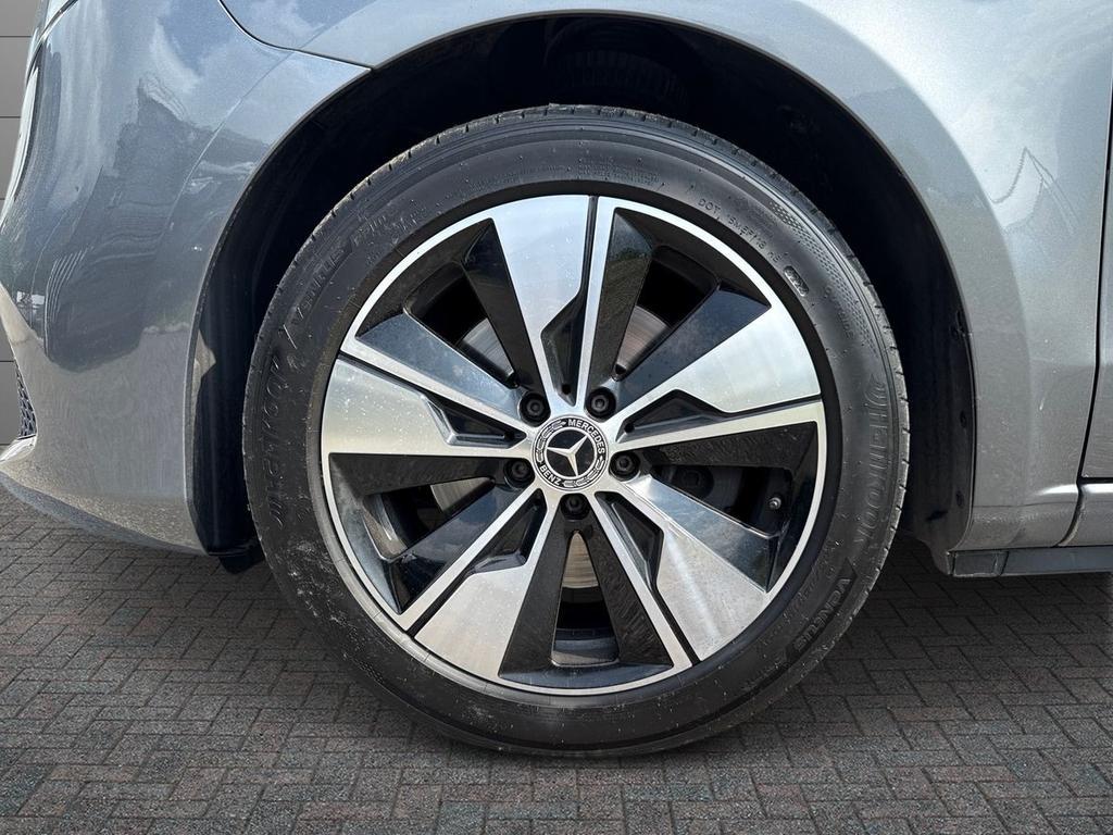 V Long 300 d Exclusive auto - Certified