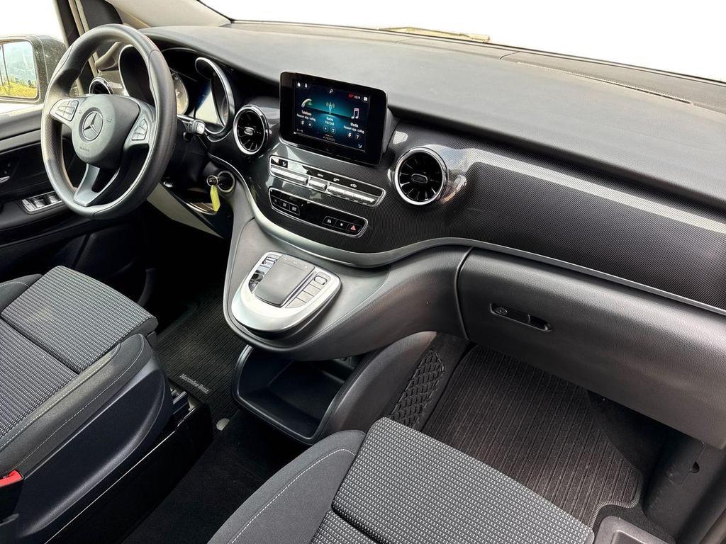 V Long 300 d Exclusive auto - Certified