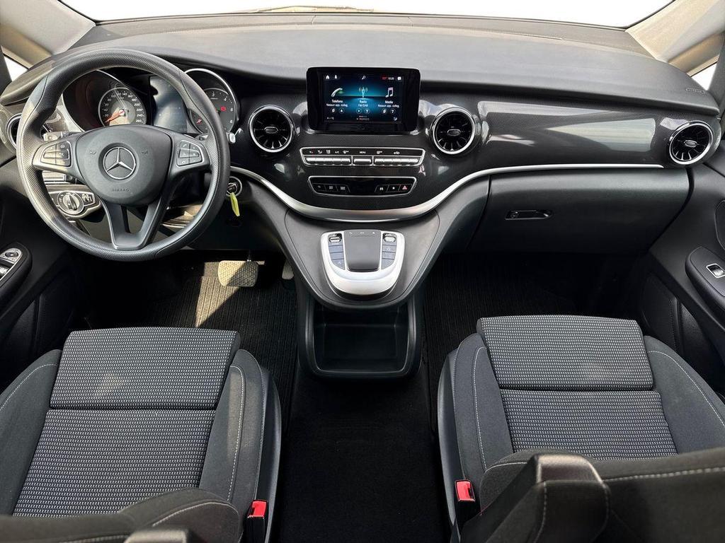 V Long 300 d Exclusive auto - Certified