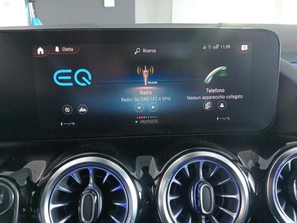 EQA 250 Premium - Certified