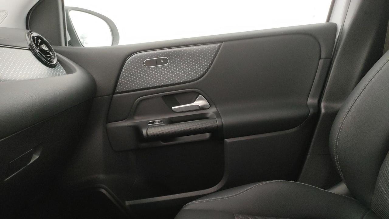 B 180 Progressive Advanced auto - Certified