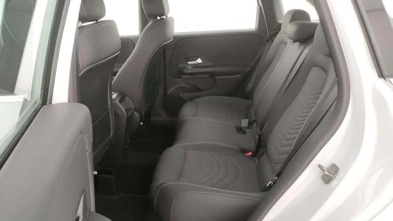 B 180 Progressive Advanced auto - Certified