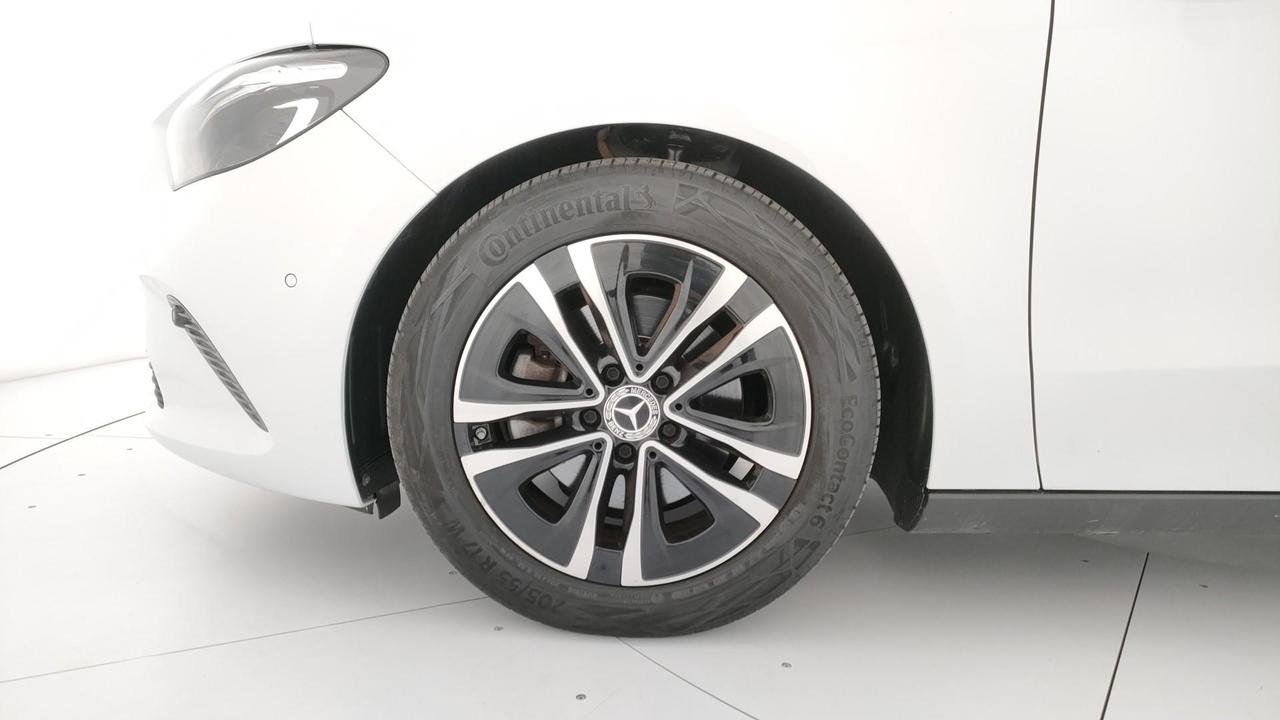 B 180 Progressive Advanced auto - Certified