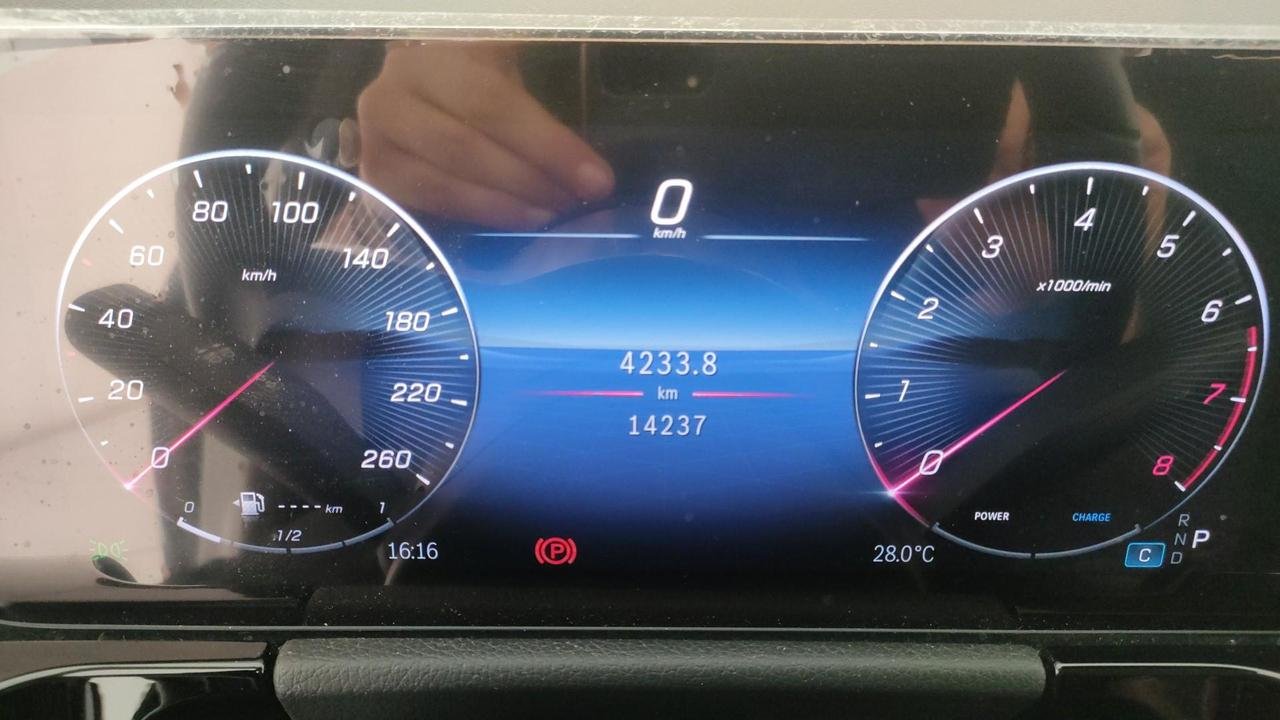 B 180 Progressive Advanced auto - Certified