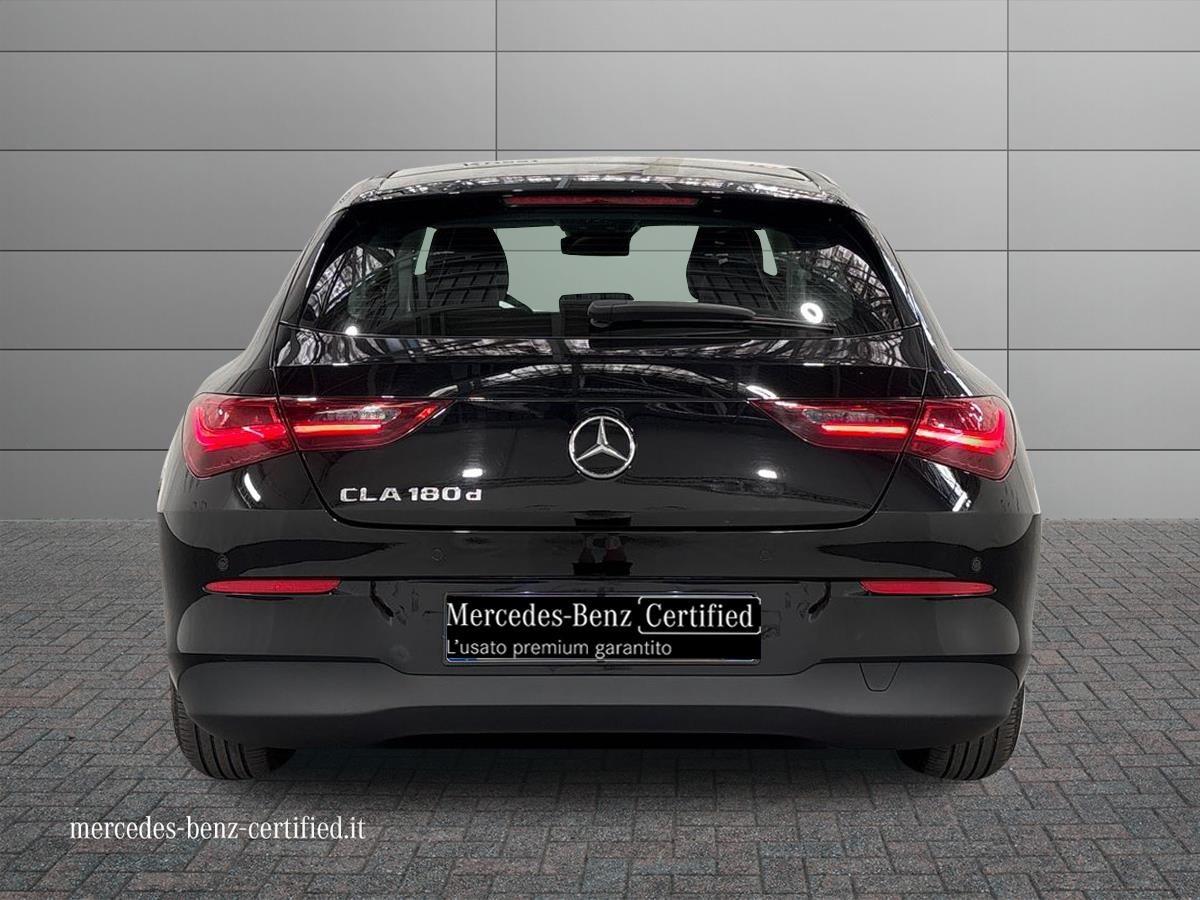CLA Shooting Brake 180 d Advanced auto - Certified