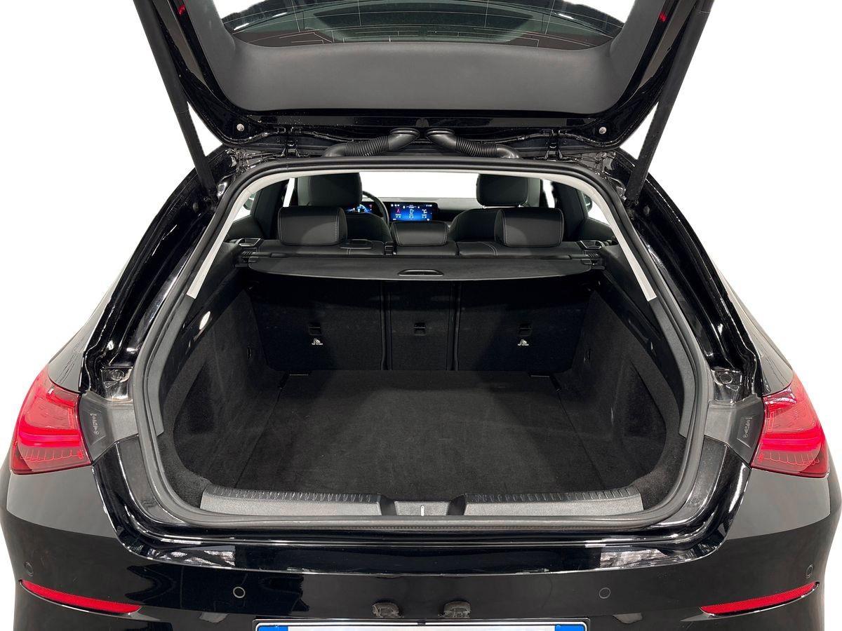 CLA Shooting Brake 180 d Advanced auto - Certified