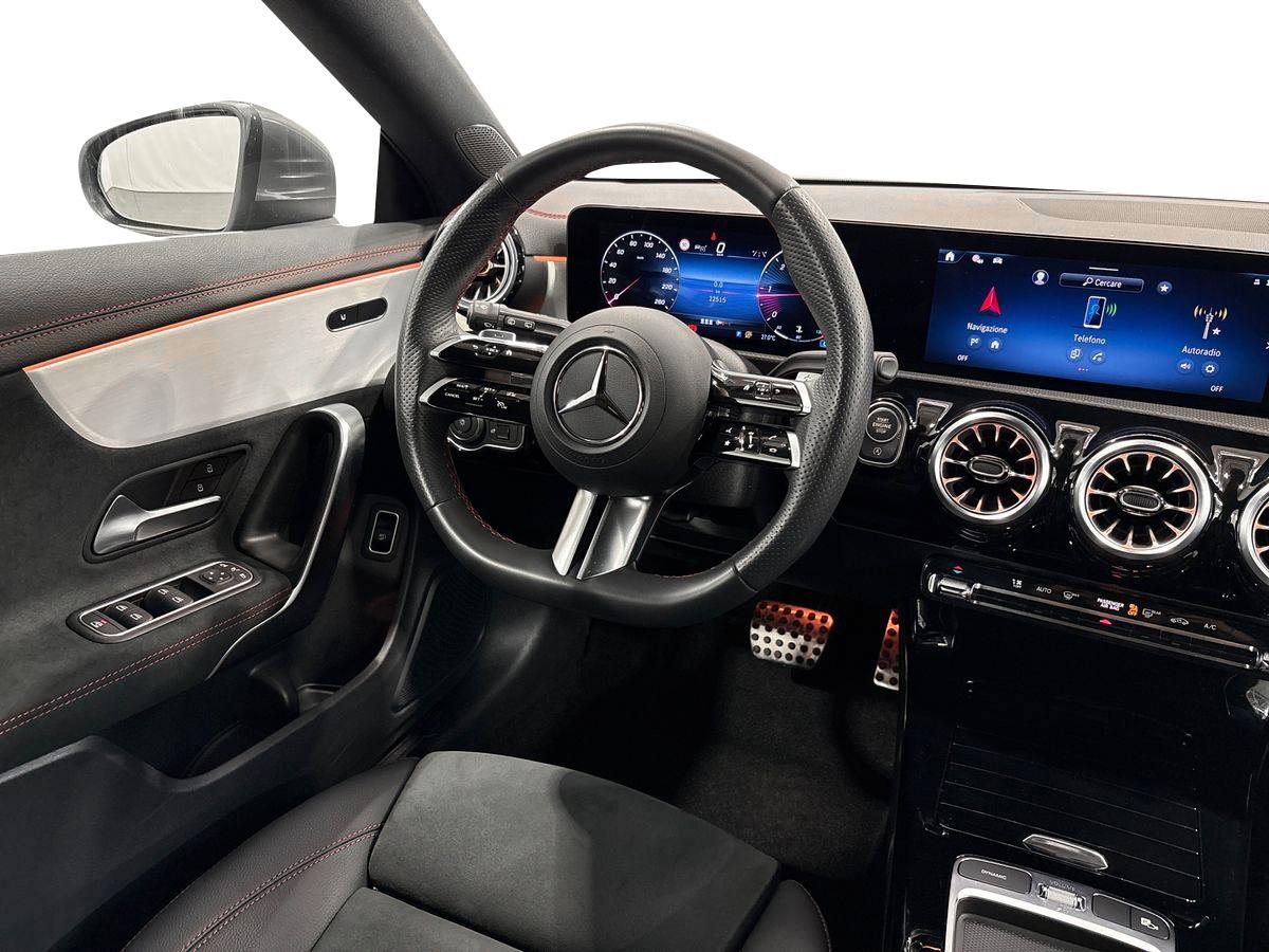 CLA Shooting Brake 200 d AMG Line Advanced Plus au - Certified