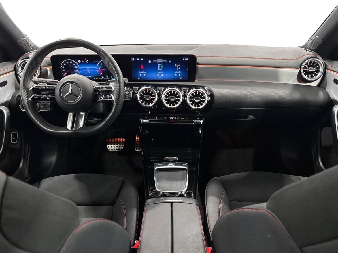 CLA Shooting Brake 200 d AMG Line Advanced Plus au - Certified