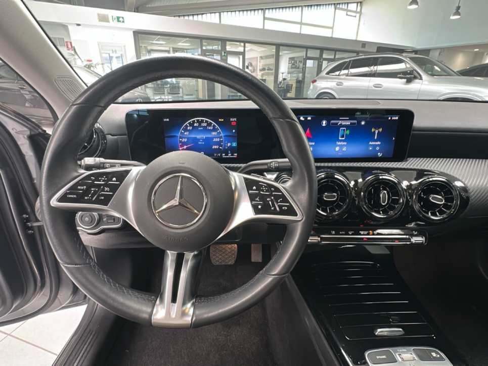 A 180 d Advanced auto - Certified