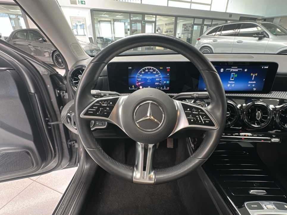 A 180 d Advanced auto - Certified