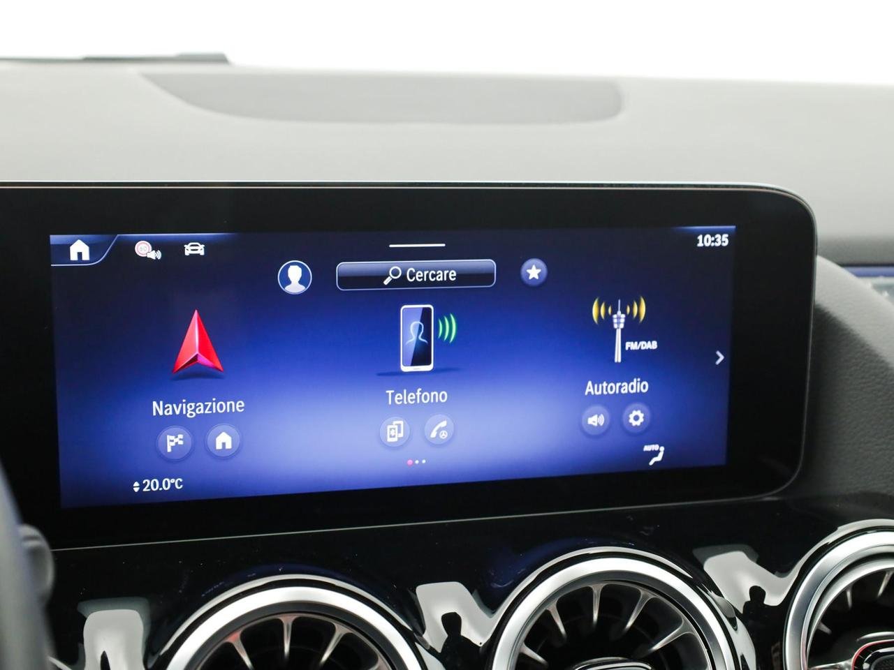 GLA 180 Progressive Advanced Plus auto - Certified