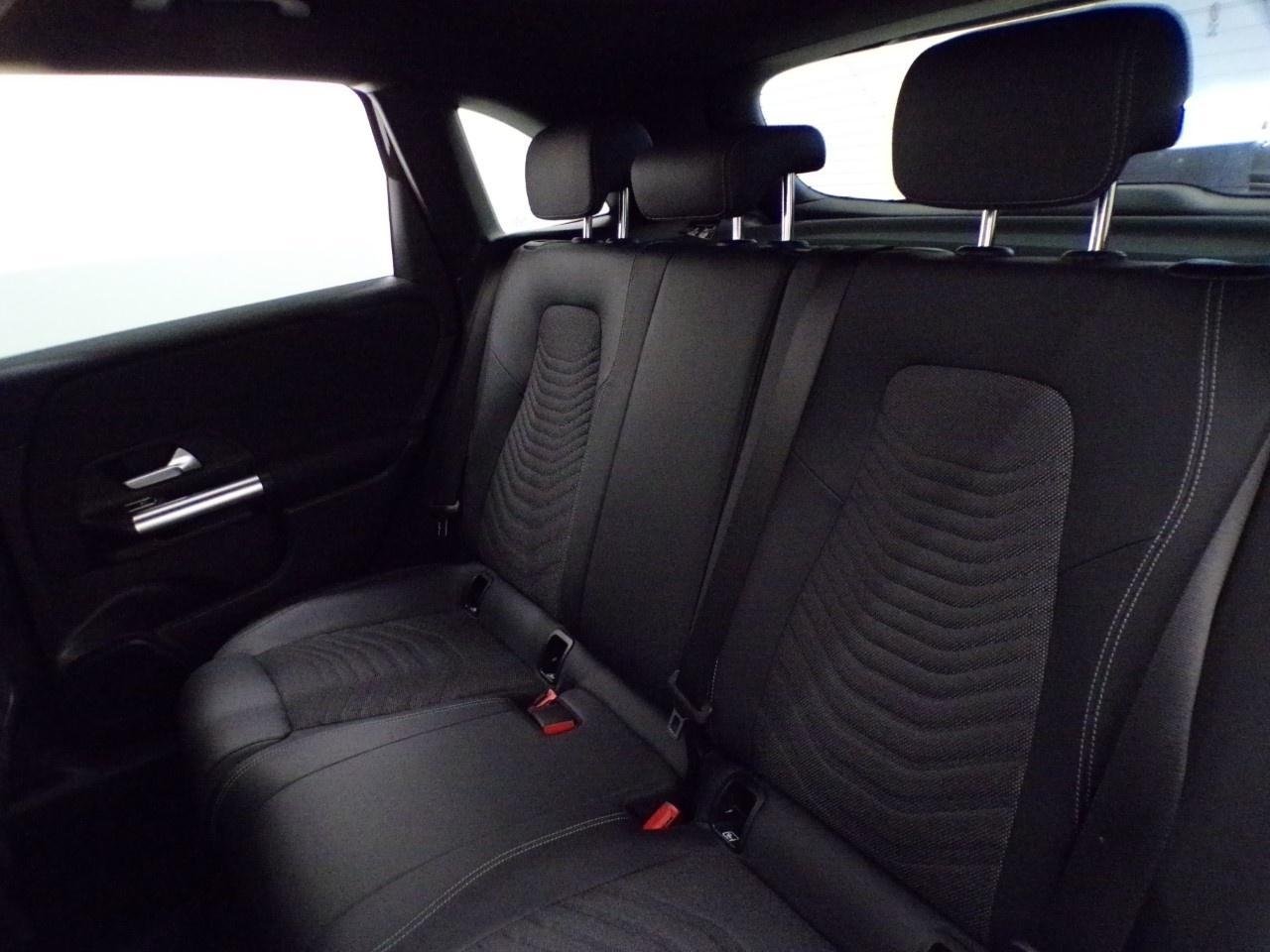 B 180 Progressive Advanced auto - Certified