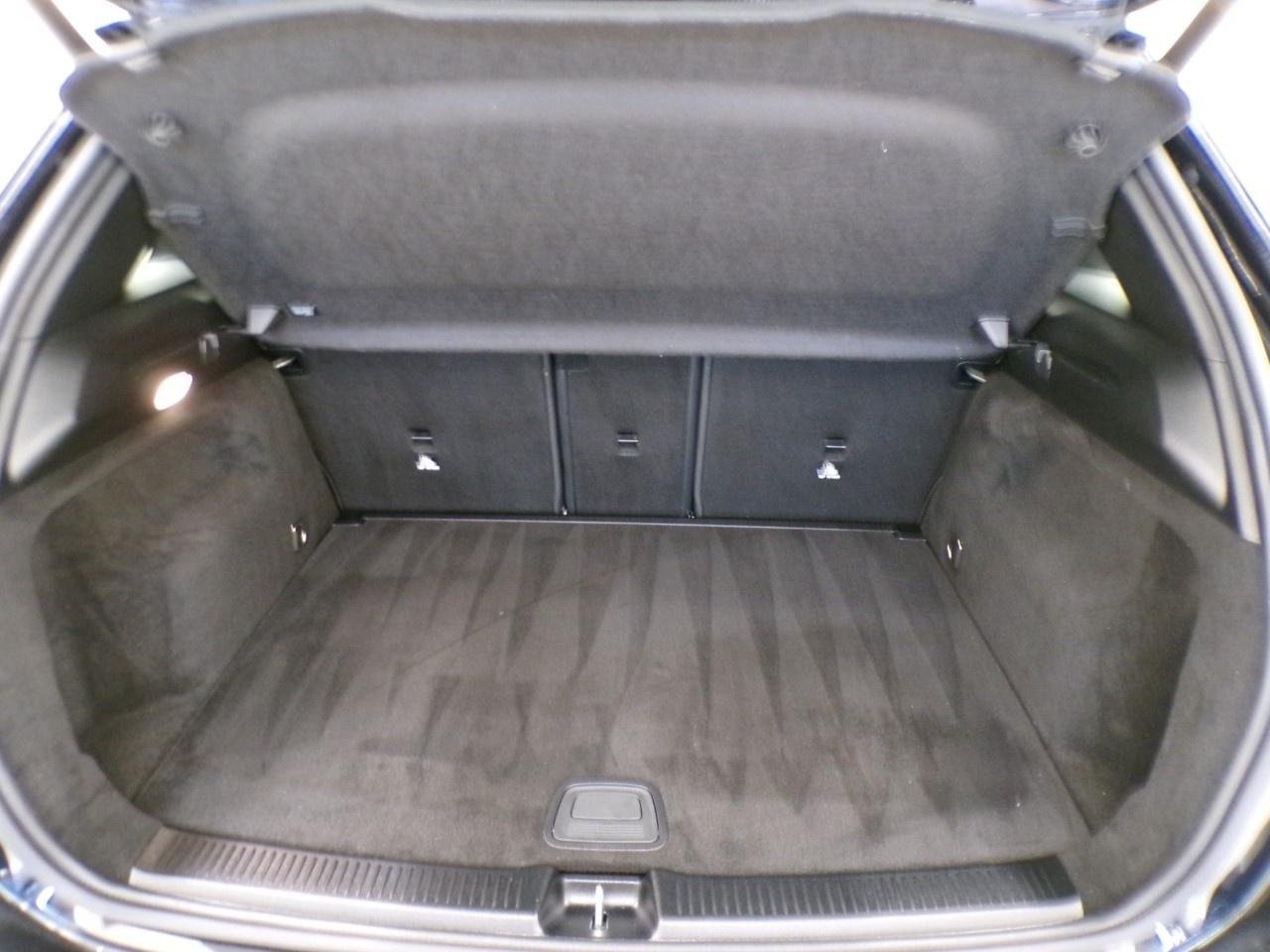 B 180 Progressive Advanced auto - Certified