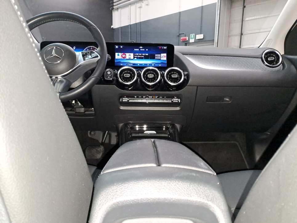 B 180 Progressive Advanced auto - Certified