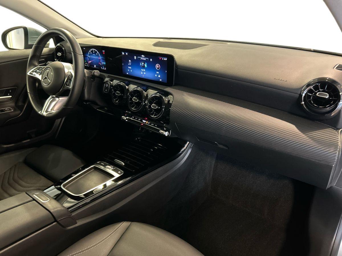 A 180 d Advanced auto - Certified