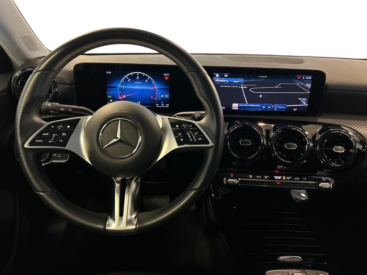 A 180 d Advanced auto - Certified