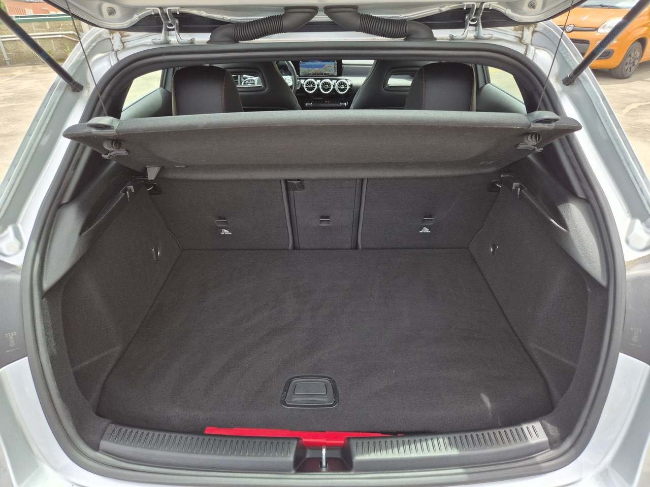 A 250 e phev (eq-power) Premium auto - Certified