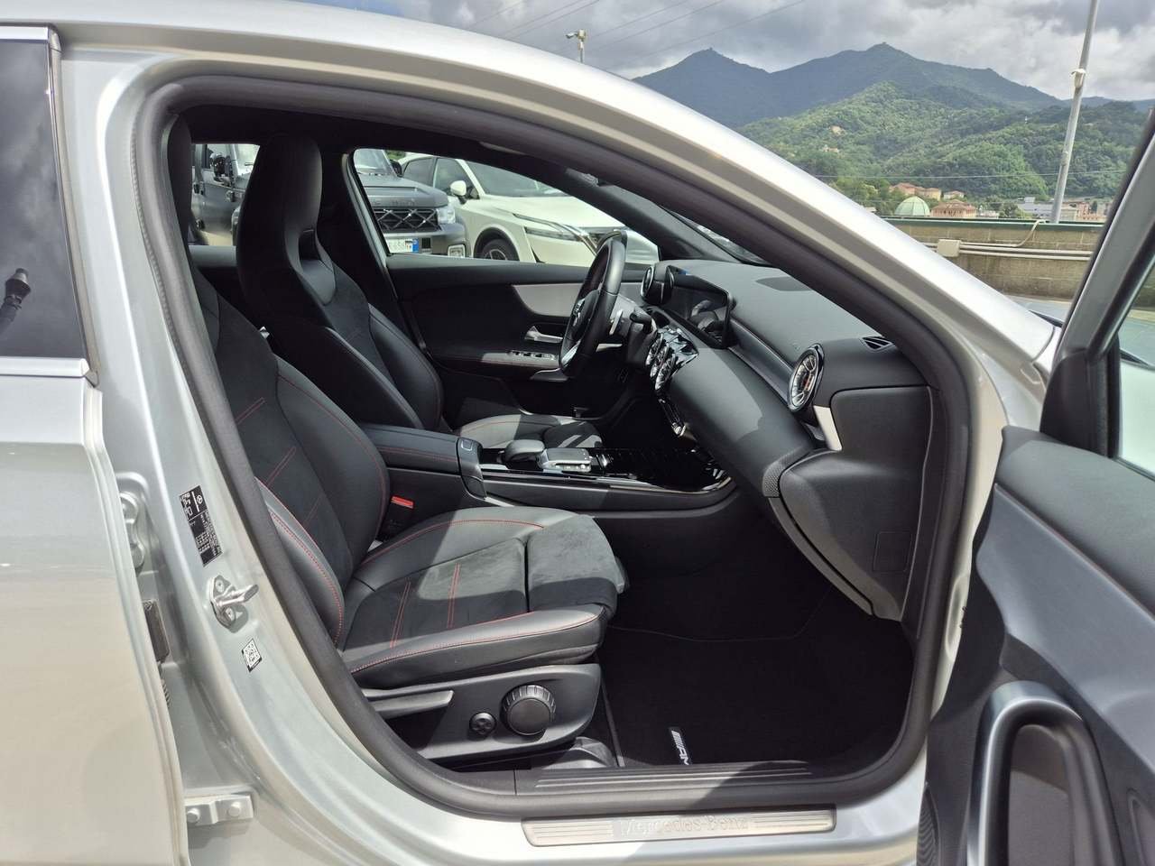 A 250 e phev (eq-power) Premium auto - Certified