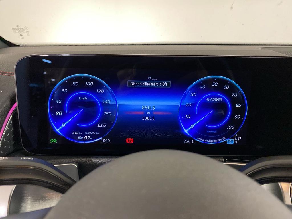 EQB 250+ AMG Line Advanced - Certified