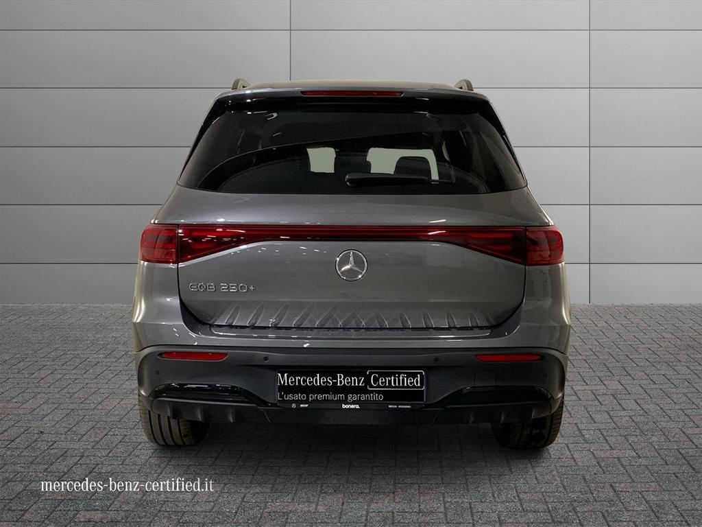 EQB 250+ AMG Line Advanced - Certified