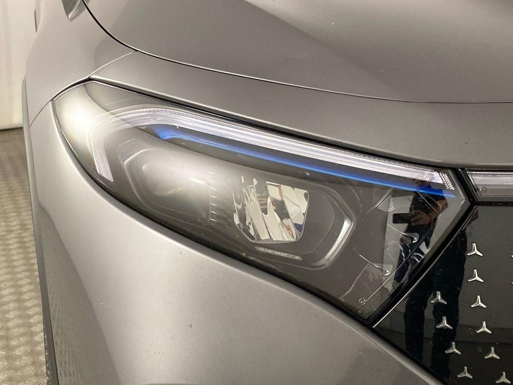 EQB 250+ AMG Line Advanced - Certified