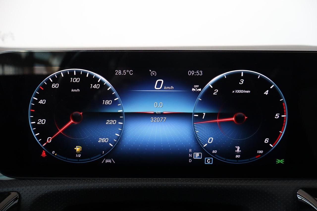 CLA Shooting Brake 180 d Premium auto - Certified