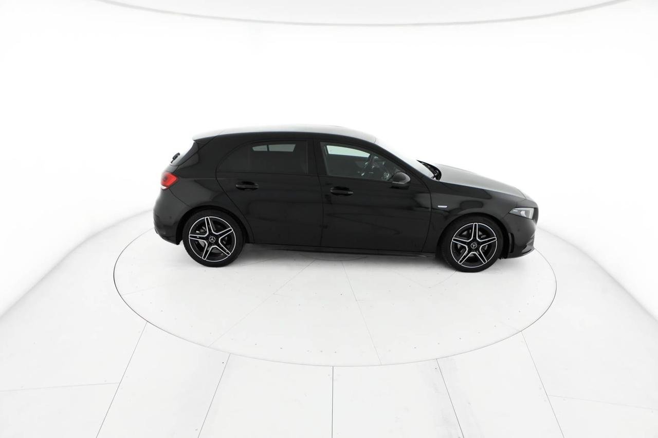 A 180 d Premium Night edition auto - Certified