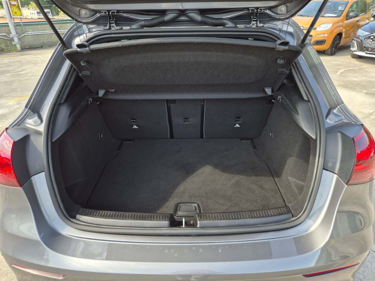 A 180 d Premium auto - Certified