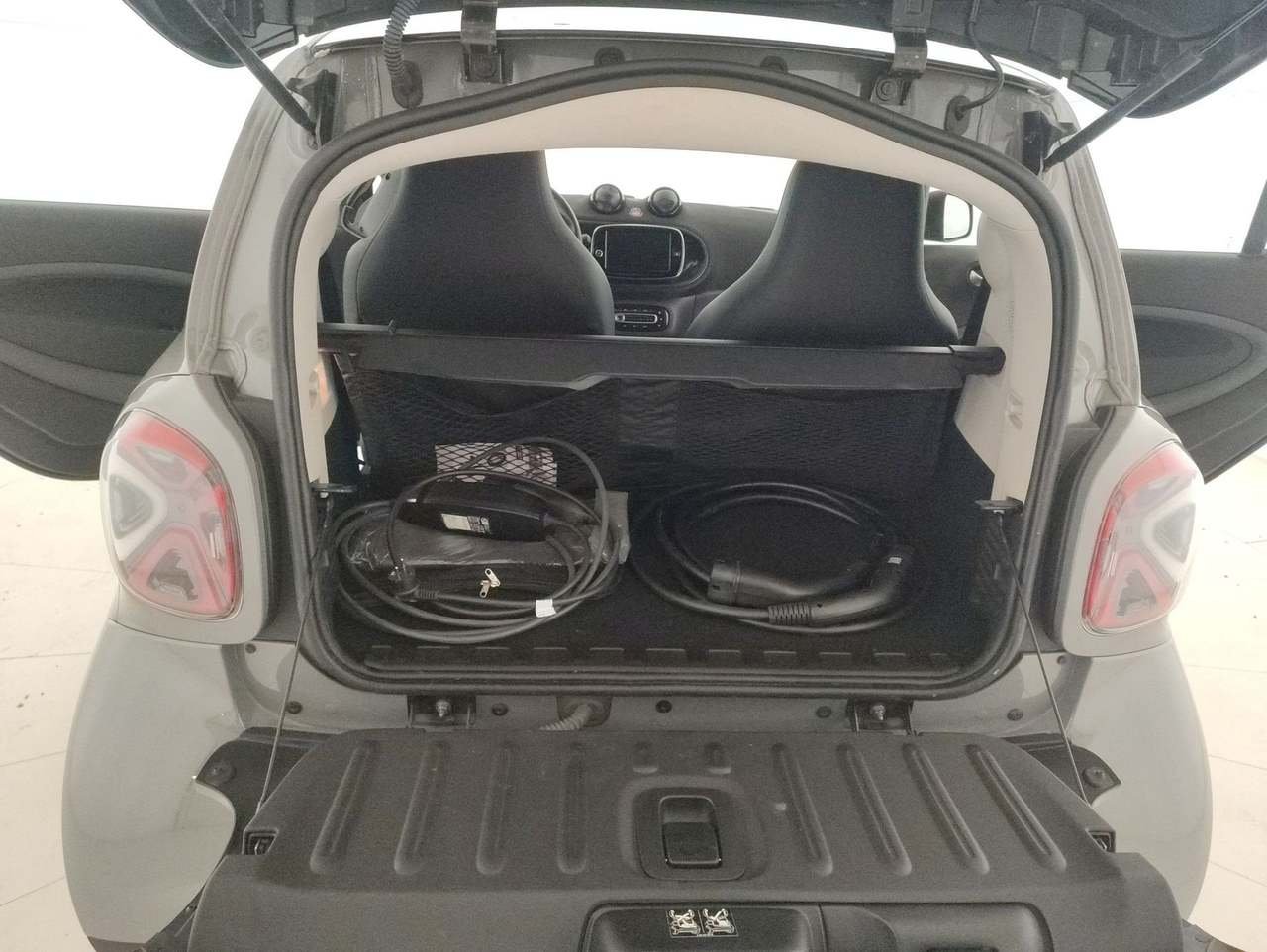 Fortwo eq racingrey 22kW - Certified