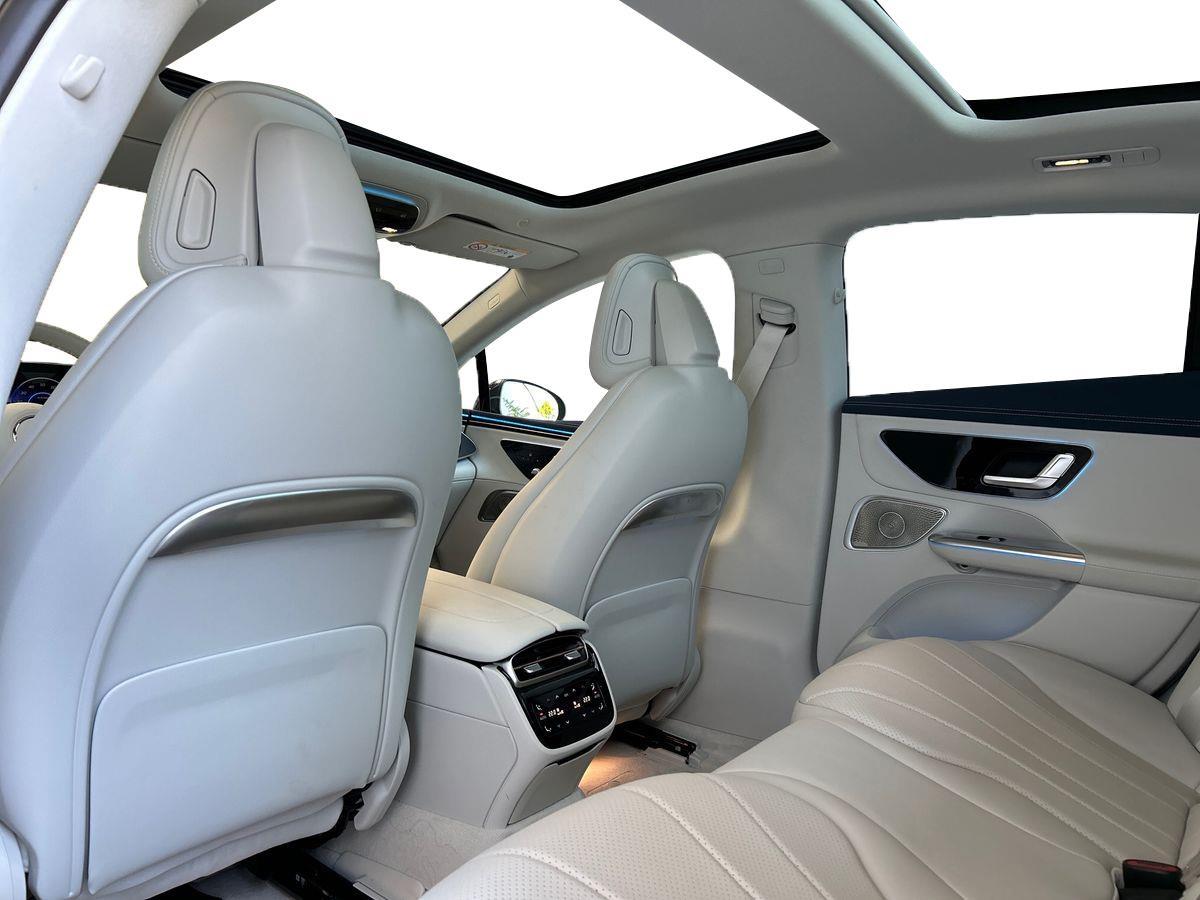 EQE 300 Premium - Certified