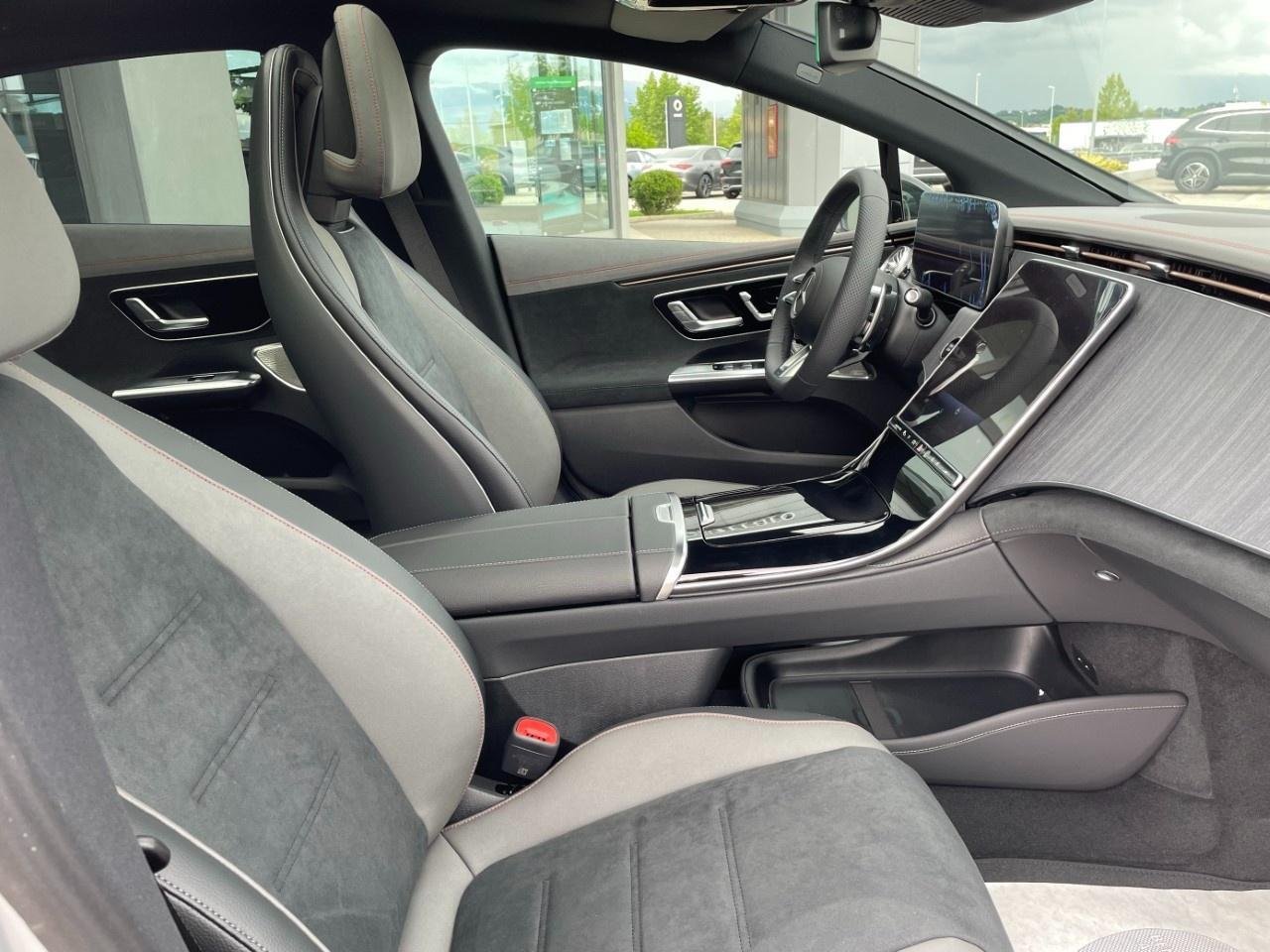 EQE AMG 43 Premium 4matic - Certified