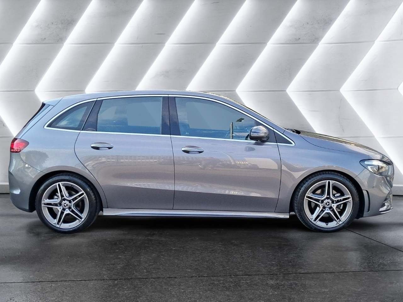 B 180 d AMG Line Advanced Plus auto - Certified