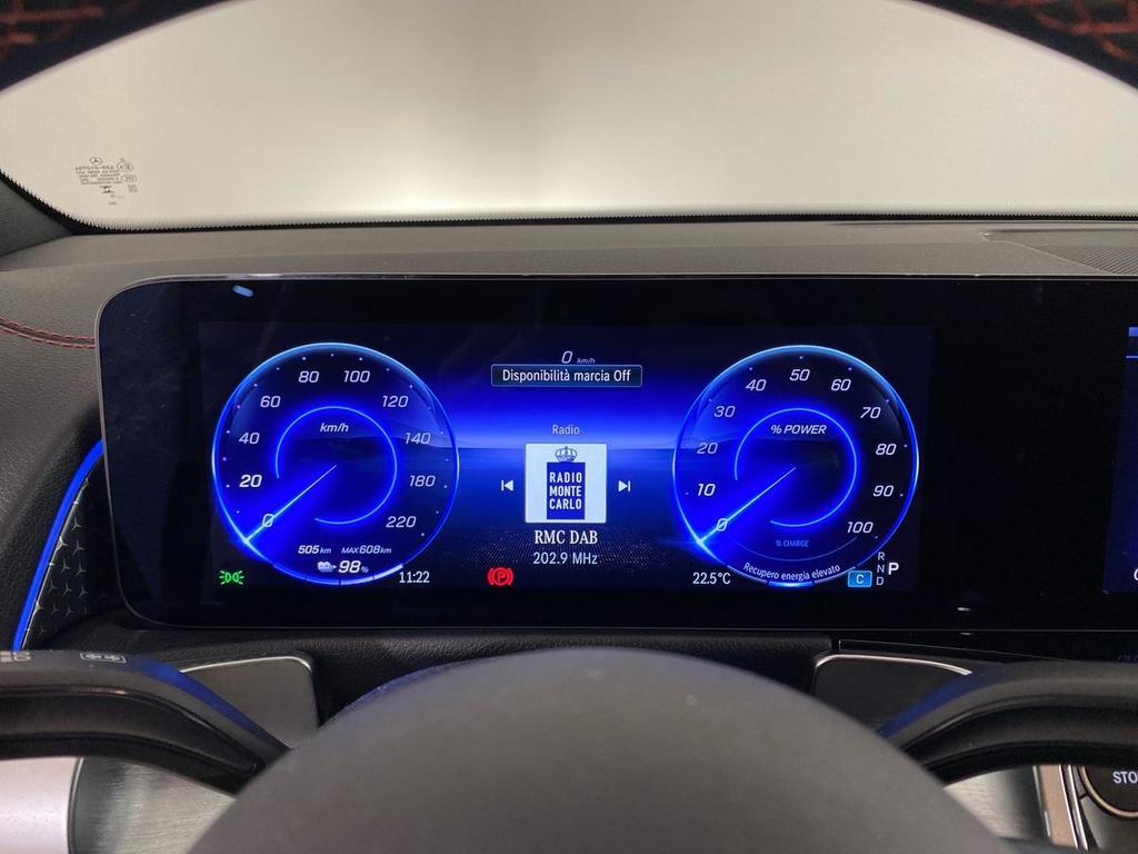 EQB 250+ AMG Line Advanced - Certified