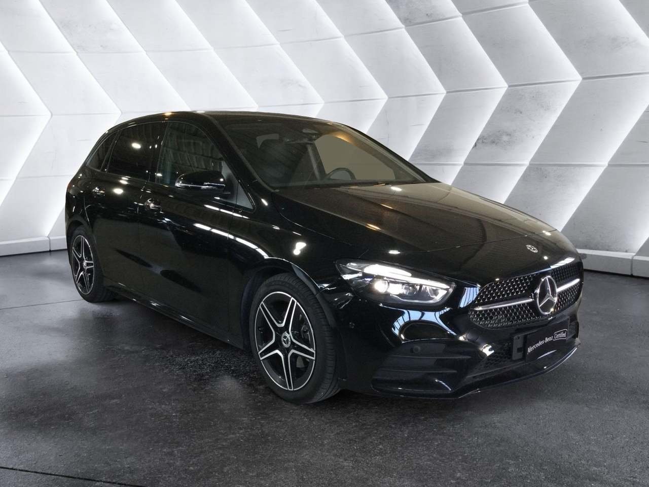 B 180 d AMG Line Advanced Plus auto - Certified