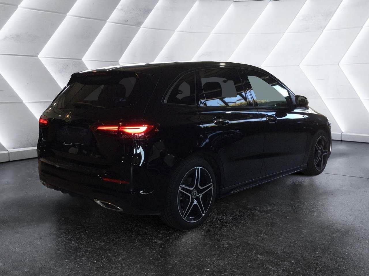 B 180 d AMG Line Advanced Plus auto - Certified