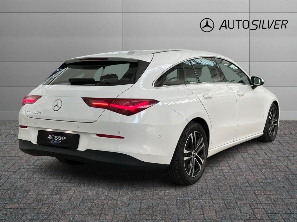 CLA Shooting Brake 180 d Advanced auto - Certified