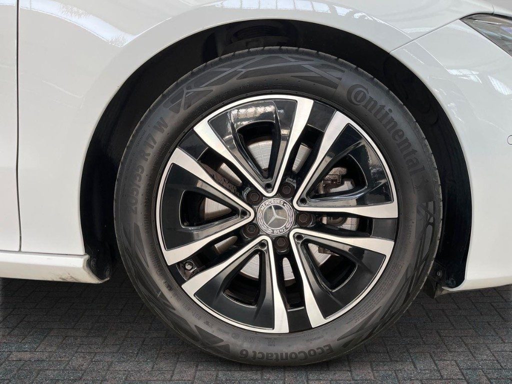 CLA Shooting Brake 180 d Advanced auto - Certified